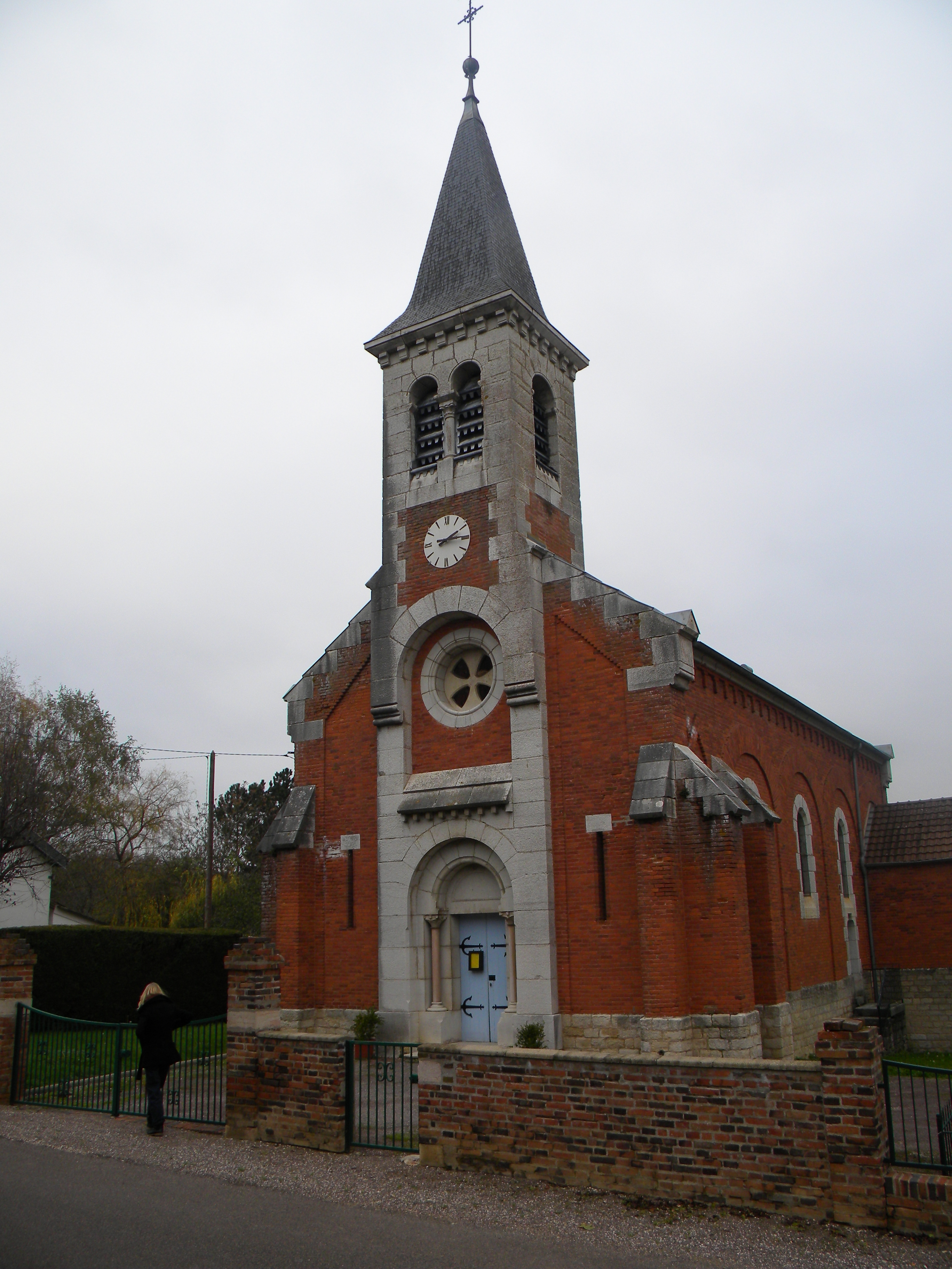 Eglise Saint-Marcel, Glanon